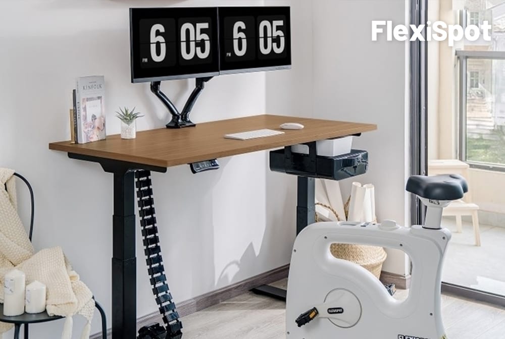 Flexispotの調整可能スタンディングデスクプロE7のレビュー